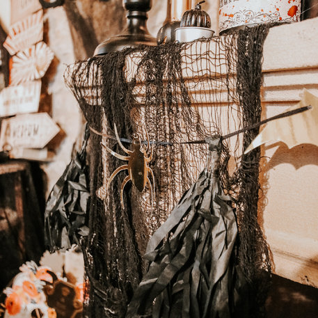 Grinalda e Tassel 2m Dourada Foil - Halloween