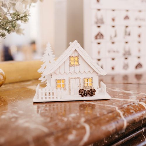 Chalé de Natal com LED 15x11,5cm