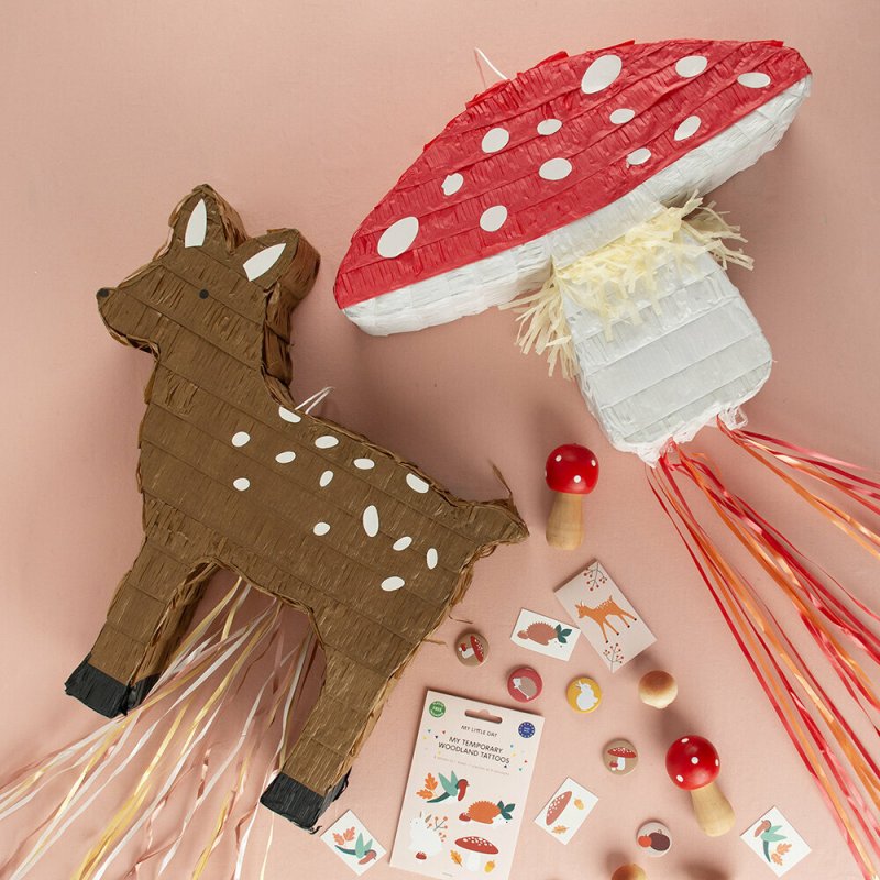 Pinhata 3D 45x9,5x43cm Cogumelo