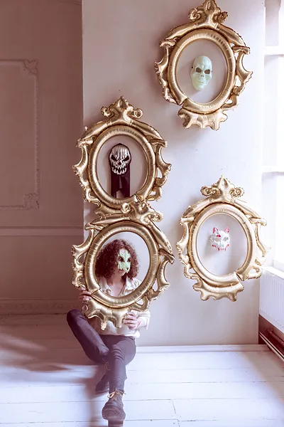 Máscara Halloween 14,5x18cm Caveira (Brilha no Escuro)