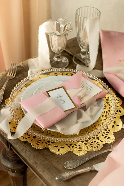 50 Naperons Branco 35,5cm Dourados