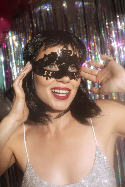 Máscara com Ornamentos 17x9cm Preta