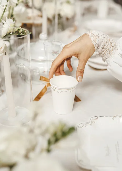 6 Copos 220ml Brancos com ornamento