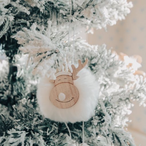 Veado para suspender com pelo Branco 13 x 9 cm